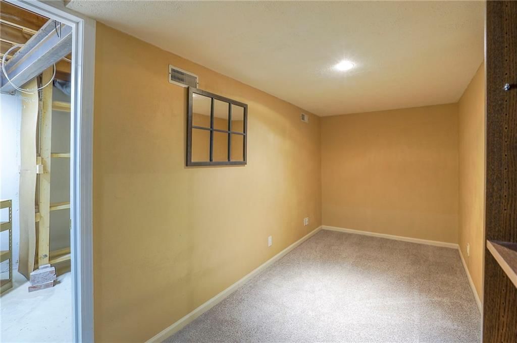 8517 W 109th Terrace — photo 33