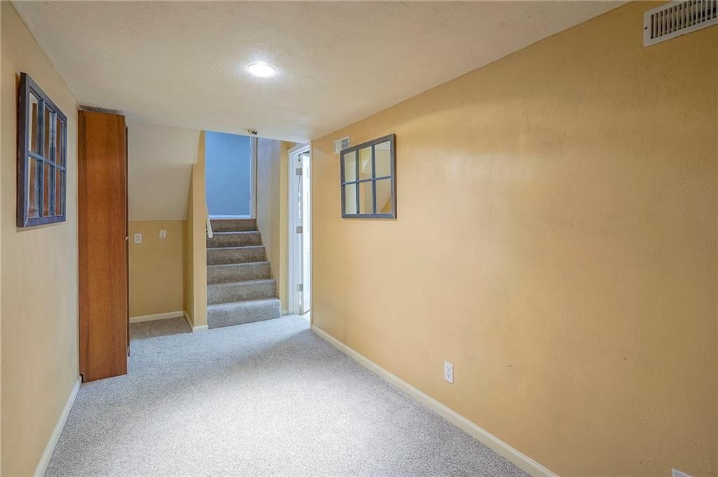 8517 W 109th Terrace — photo 34