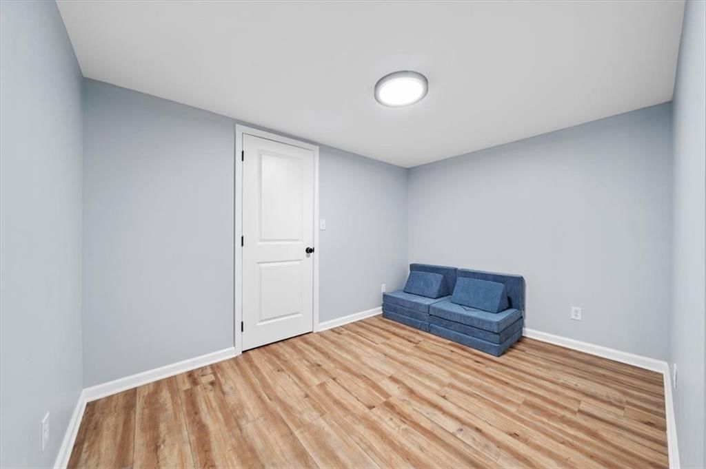 909 W 85TH Street — photo 25