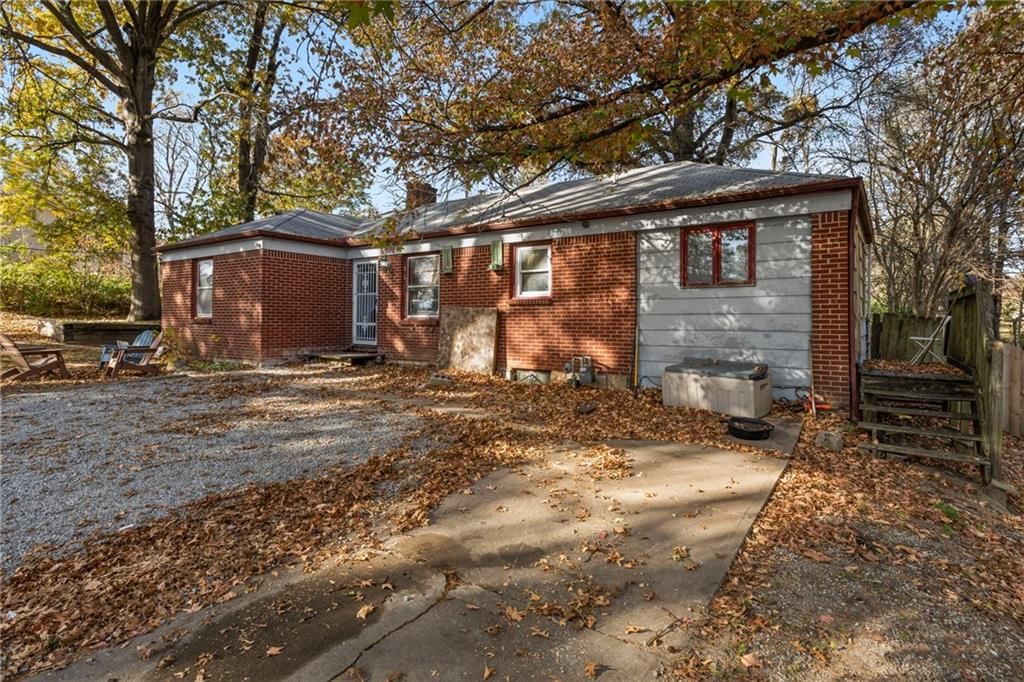 6502 Leavenworth Road — photo 3