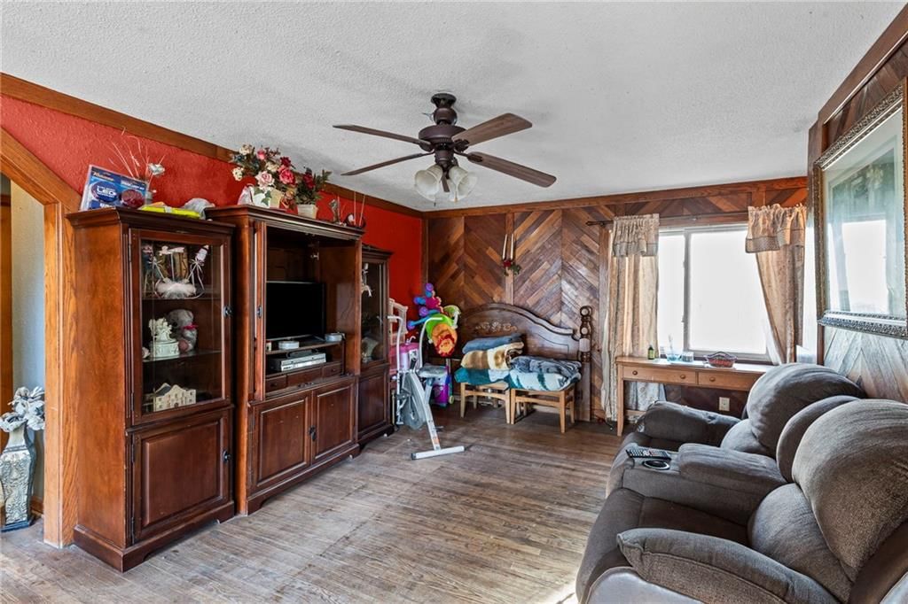 6502 Leavenworth Road — photo 5