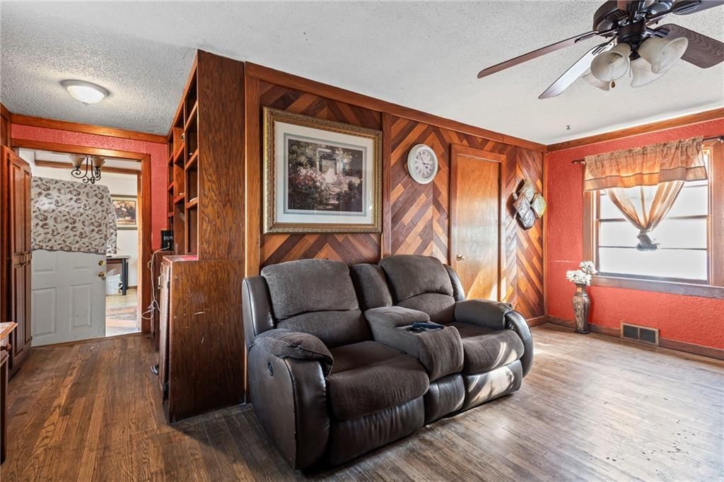 6502 Leavenworth Road — photo 7