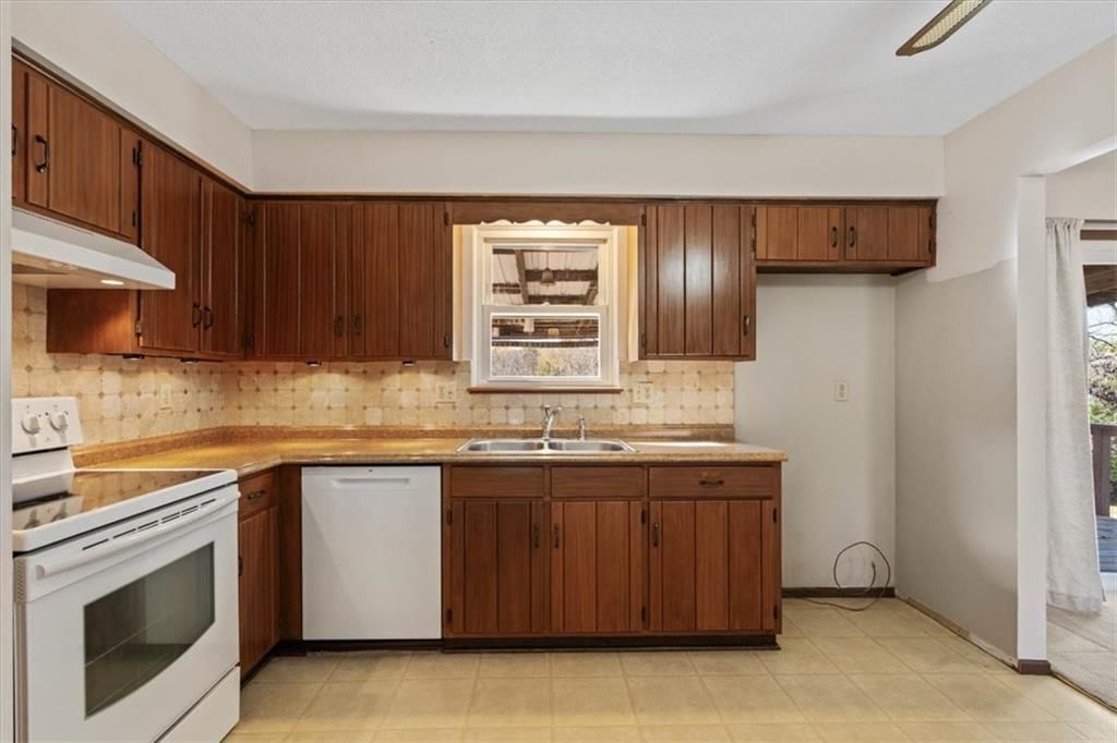 1203 N Cooper Street — photo 7
