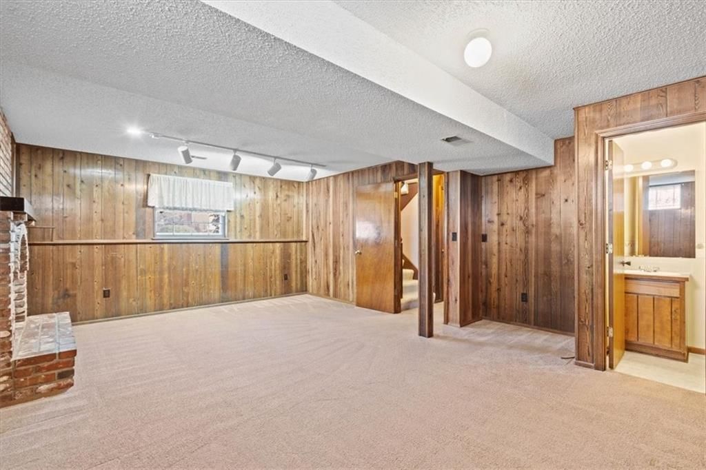 1203 N Cooper Street — photo 15