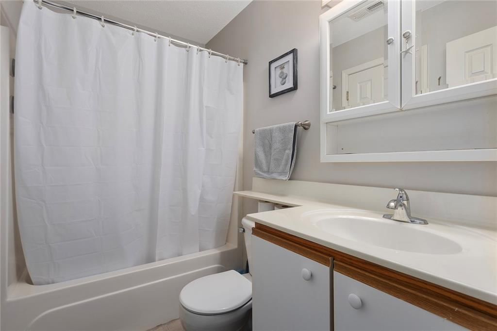 2407 NE 68th Street — photo 16