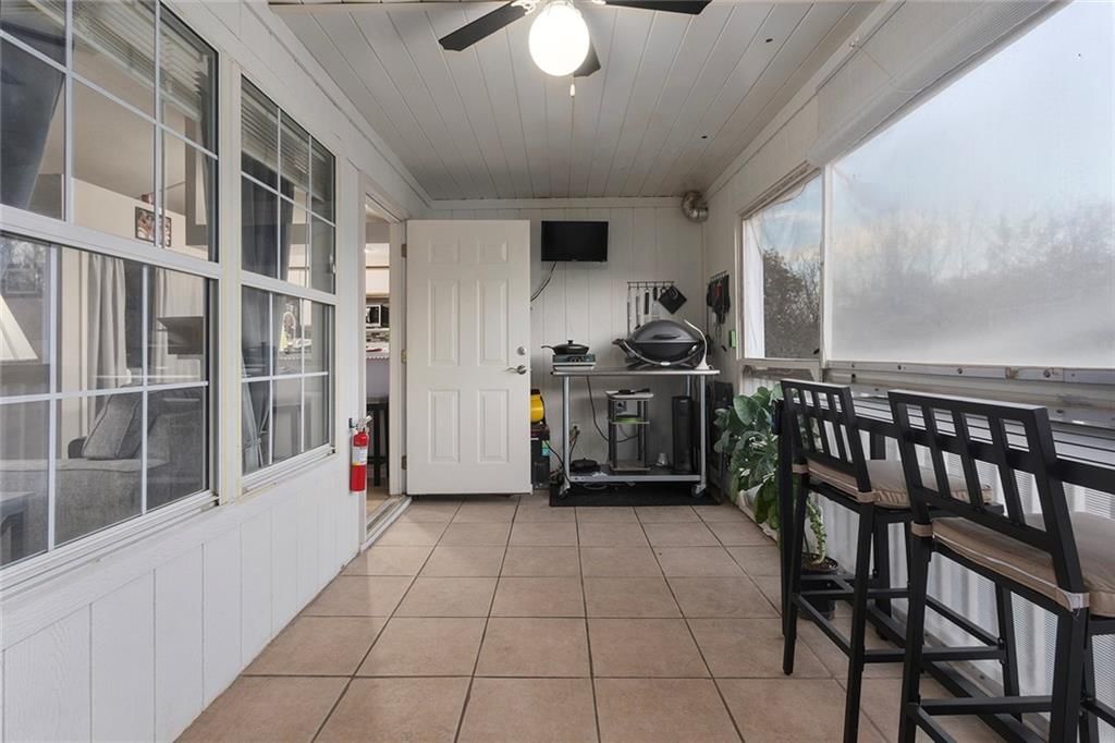 2407 NE 68th Street — photo 24