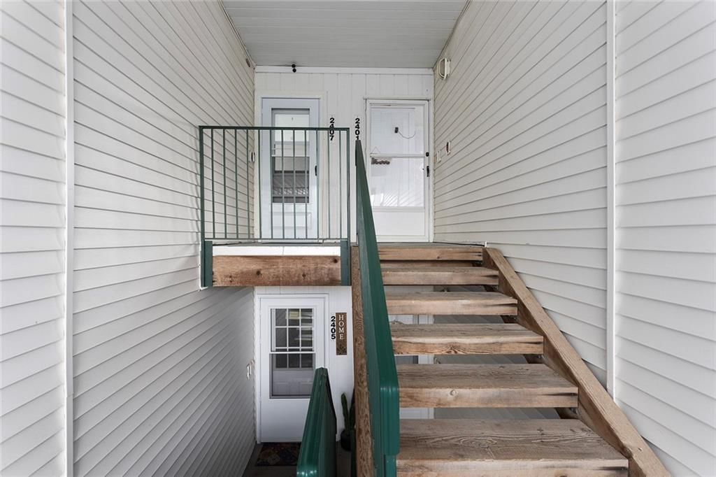 2407 NE 68th Street — photo 30