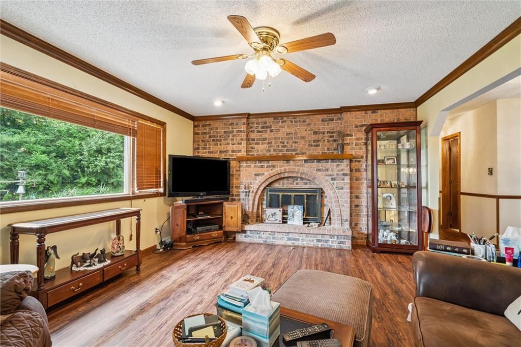 2231 Wilson Avenue — photo 11