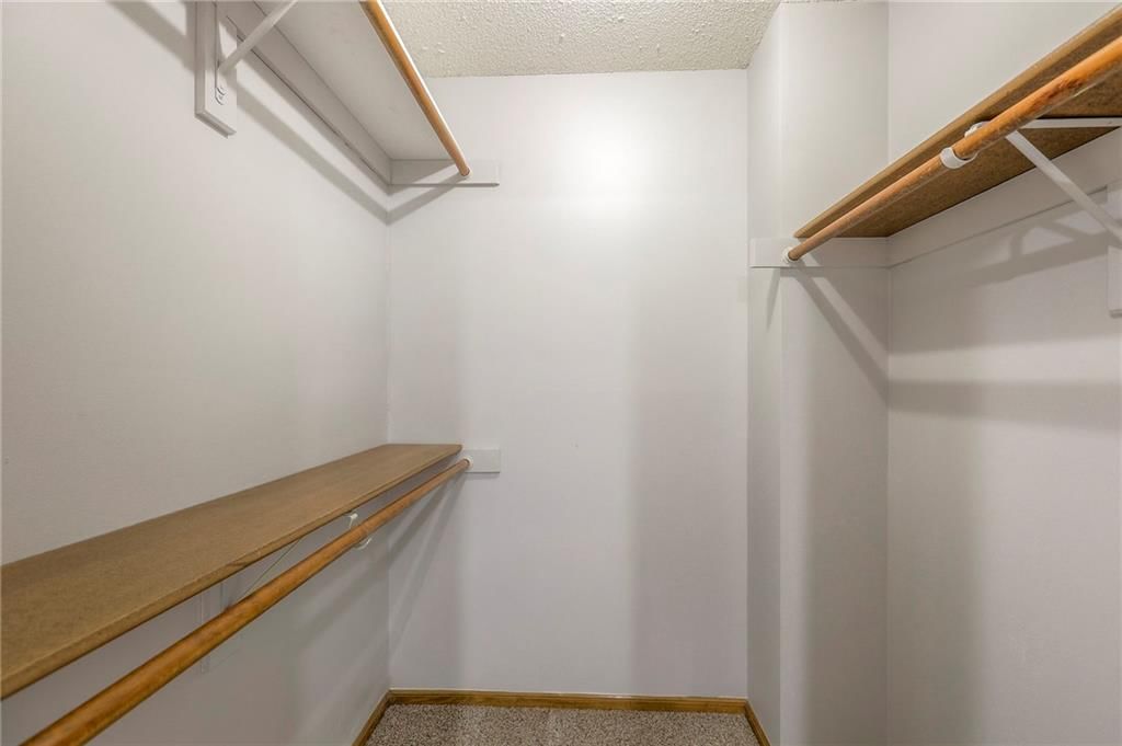 352 SW Raintree Drive — photo 18