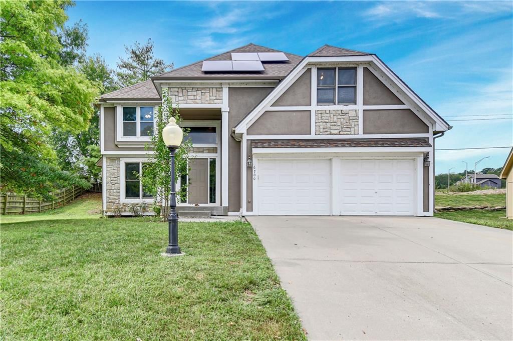 6700 N Charleston Drive, Kansas City, MO