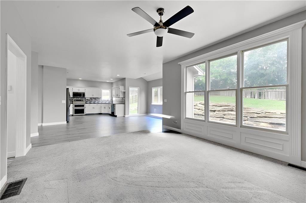 6700 N Charleston Drive — photo 9