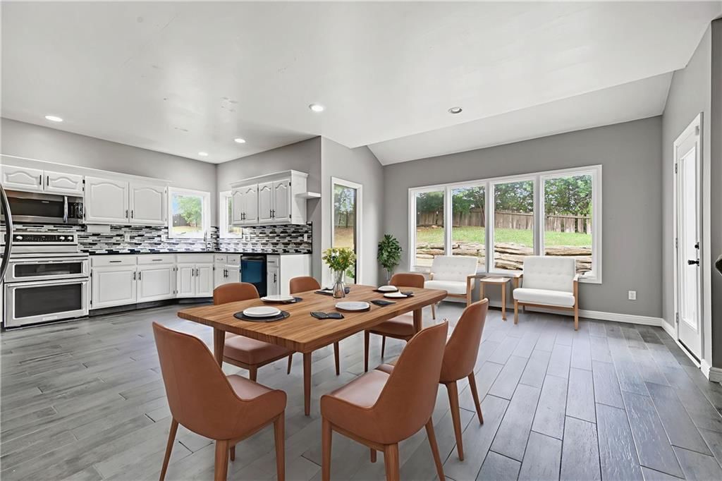 6700 N Charleston Drive — photo 10