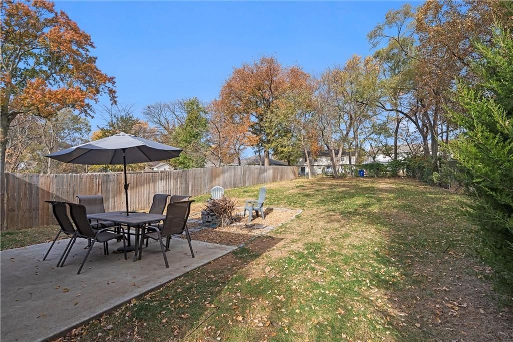 12894 W 93rd Street — photo 29