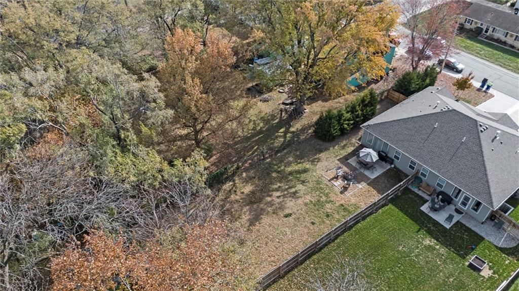12894 W 93rd Street — photo 31