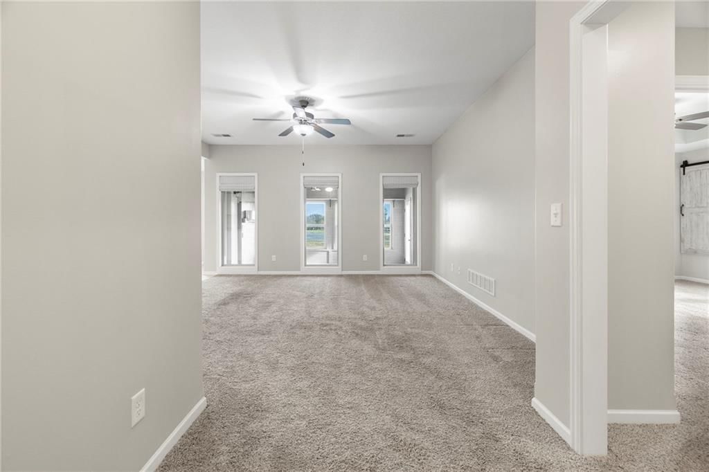 103 N Sivley Street — photo 6