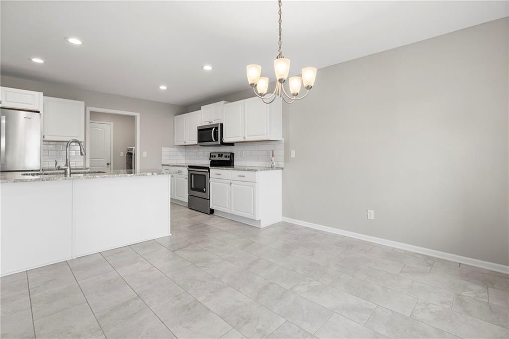 103 N Sivley Street — photo 11