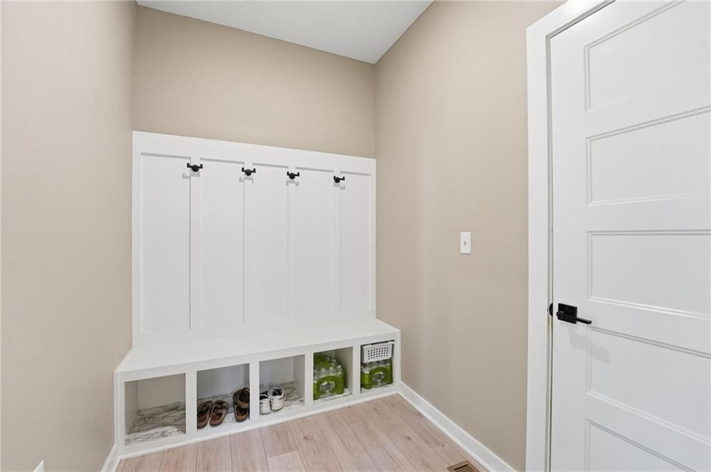 1303 Larson Avenue — photo 27