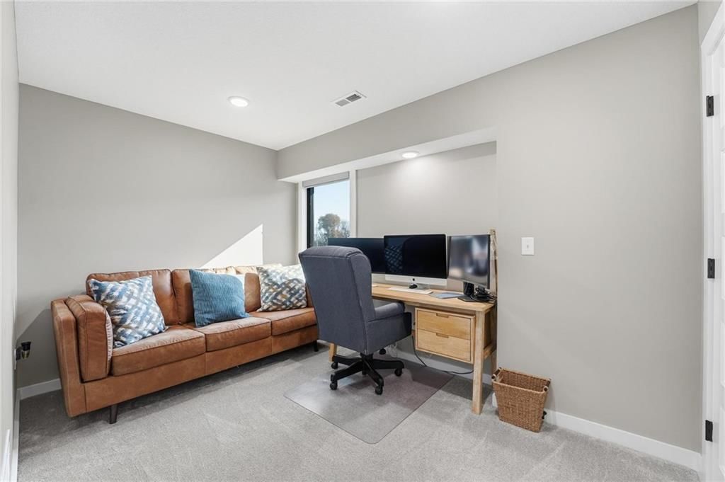 1303 Larson Avenue — photo 43