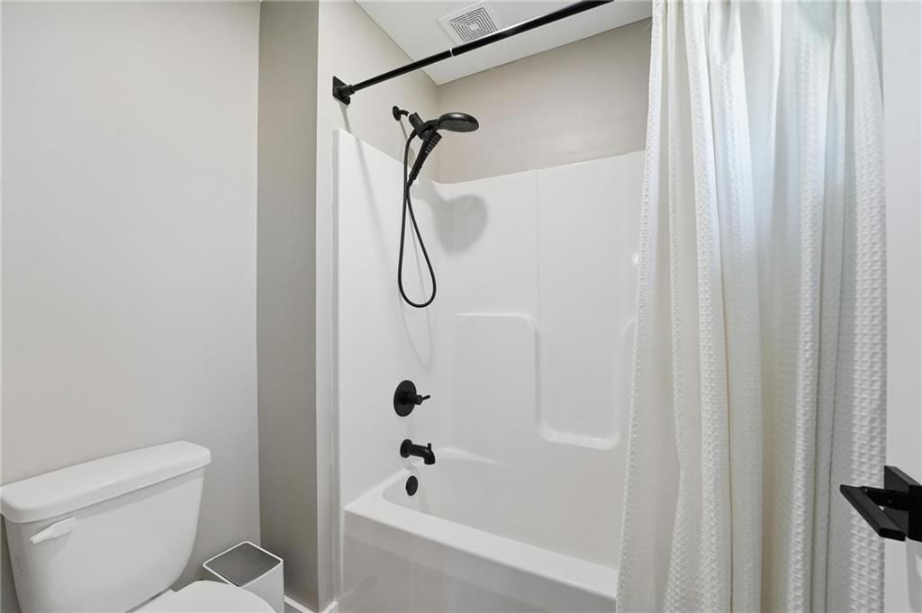 1303 Larson Avenue — photo 45