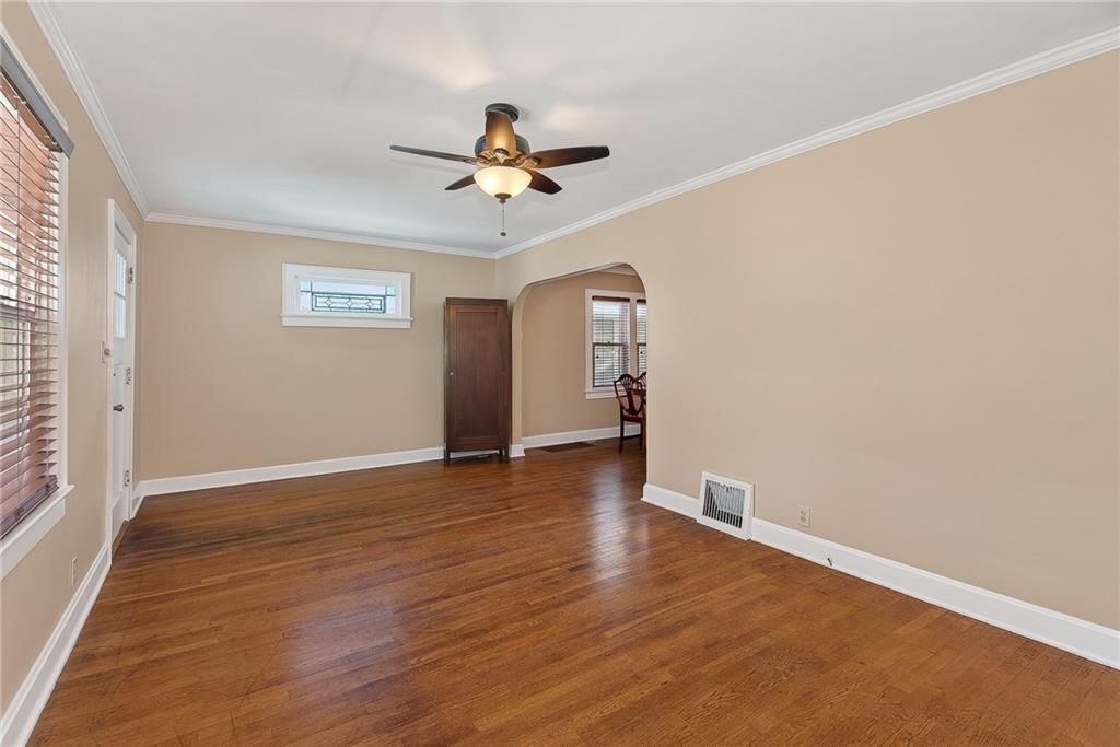 38 W 74th Terrace — photo 10