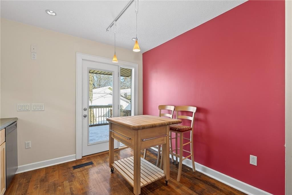 38 W 74th Terrace — photo 16