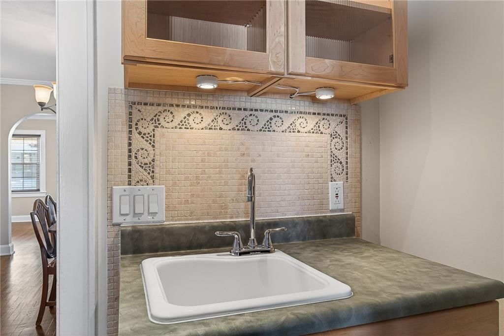 38 W 74th Terrace — photo 21