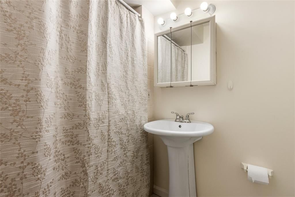 4324 E 108th Street — photo 19