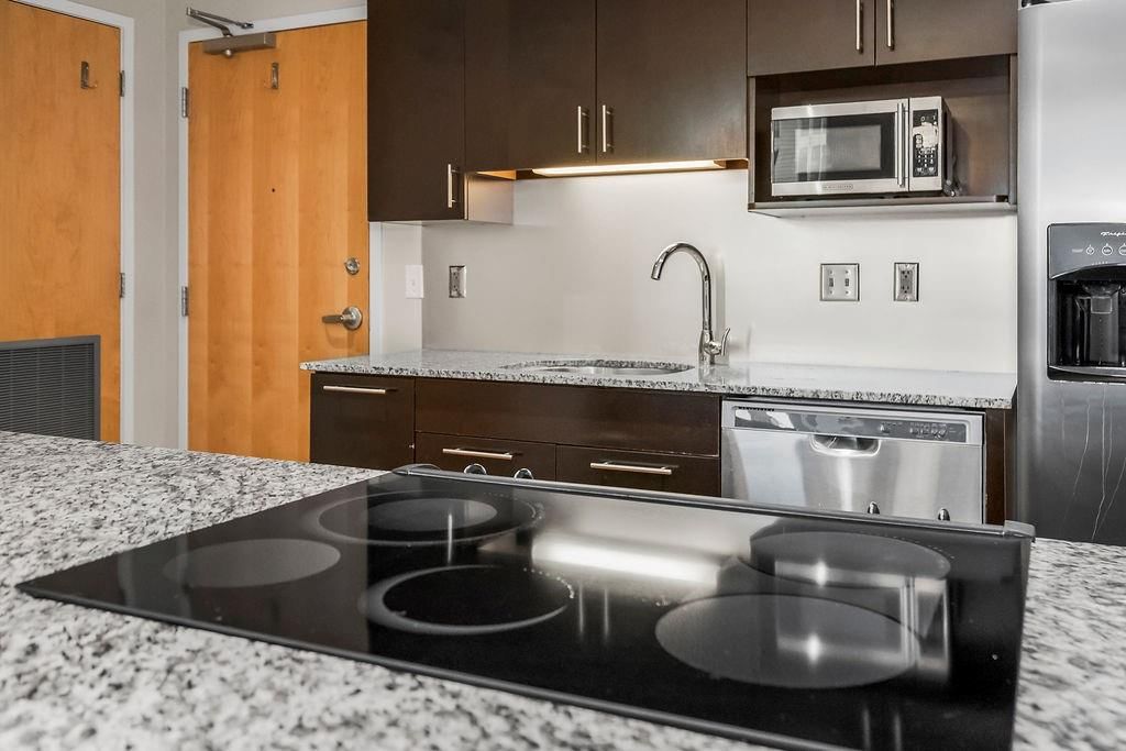 909 Walnut Street — photo 6