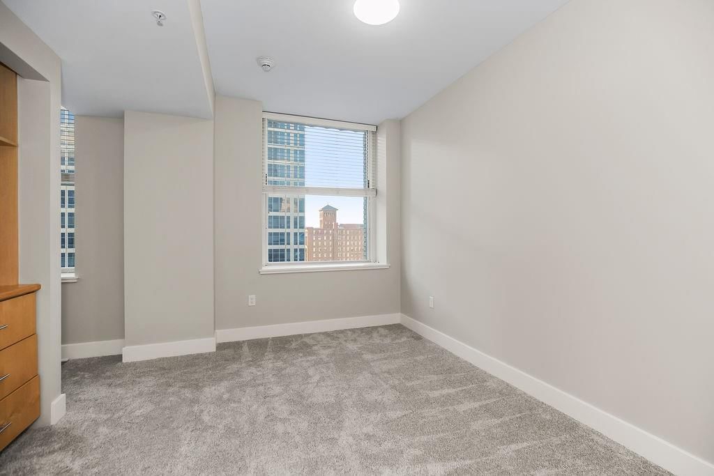 909 Walnut Street — photo 9