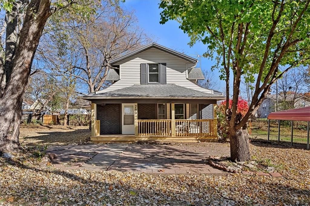 709 West Street, Harrisonville, MO