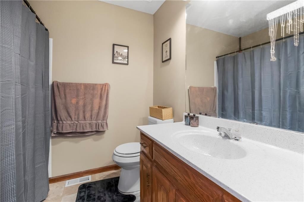205-207 NW Monroe Street — photo 10