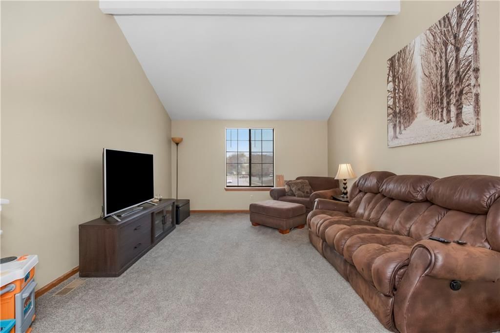 205-207 NW Monroe Street — photo 16
