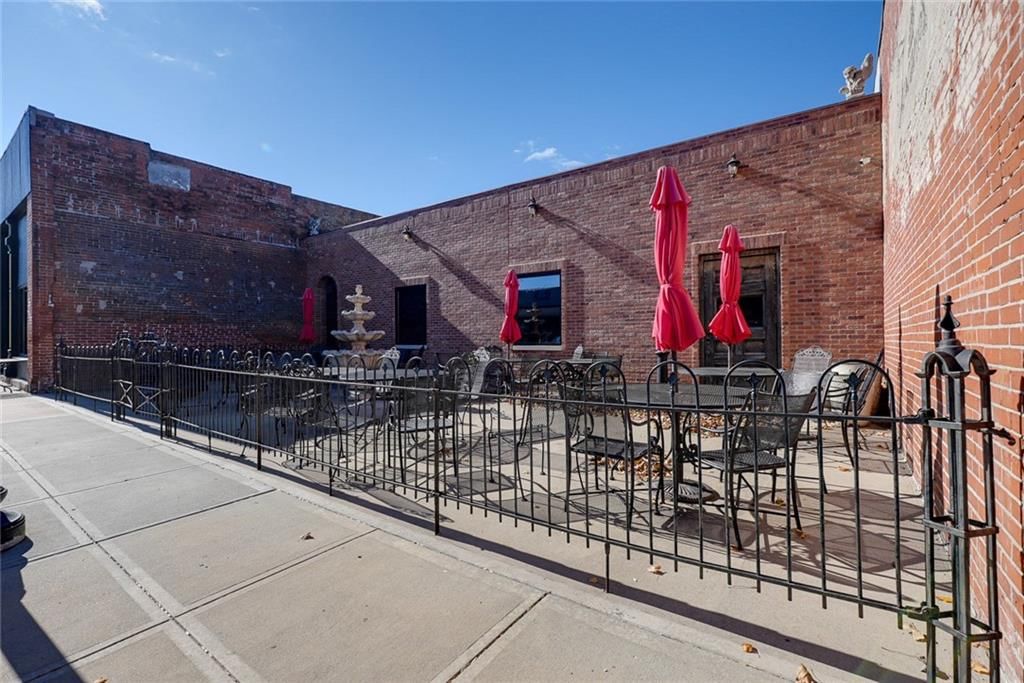 312 S Hudson Street — photo 2
