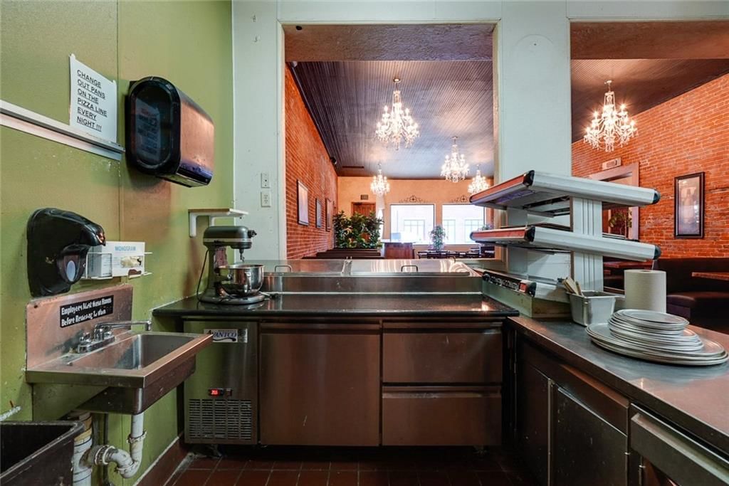 312 S Hudson Street — photo 14