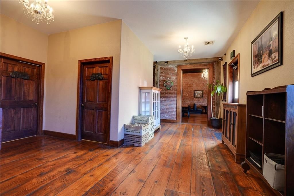 312 S Hudson Street — photo 22