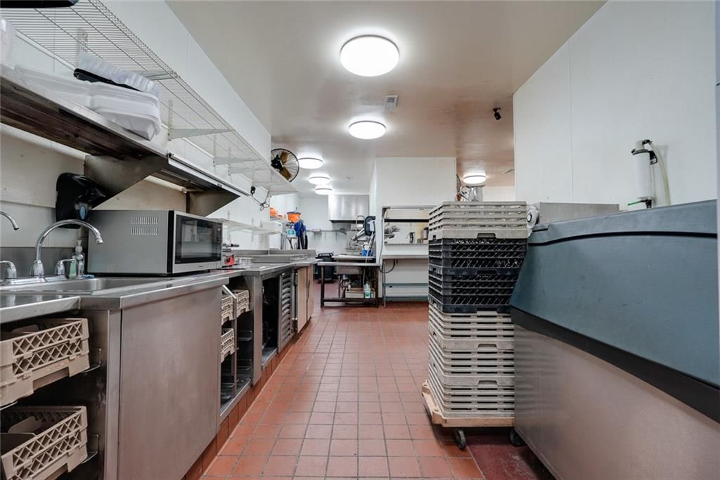 312 S Hudson Street — photo 27