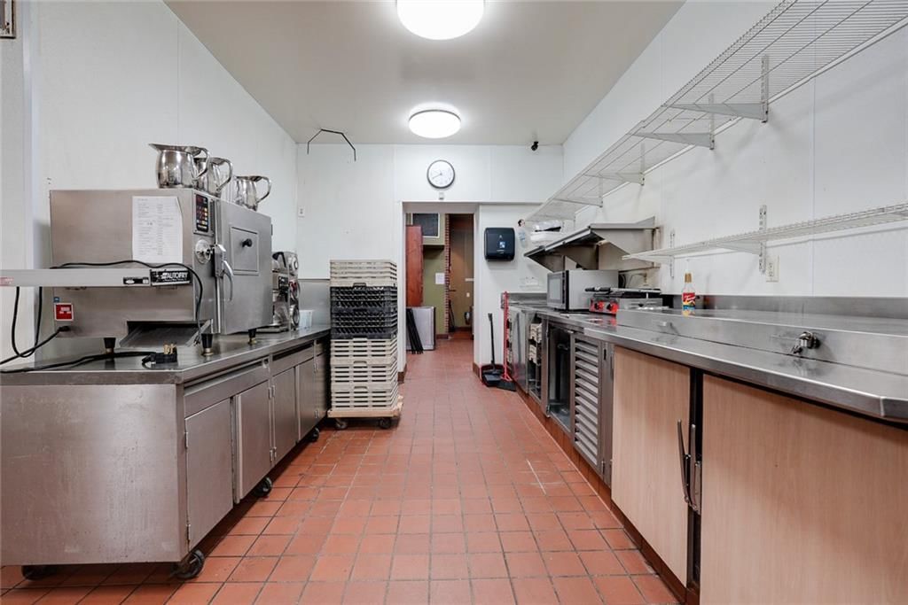 312 S Hudson Street — photo 28