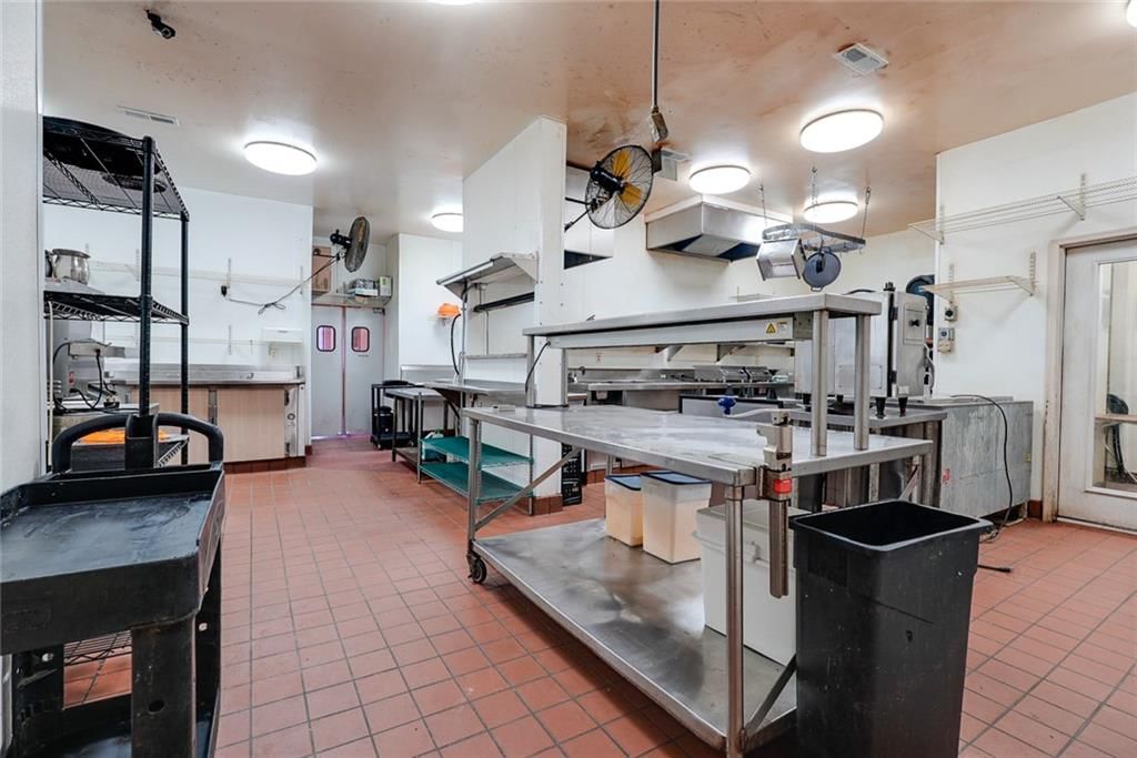 312 S Hudson Street — photo 32