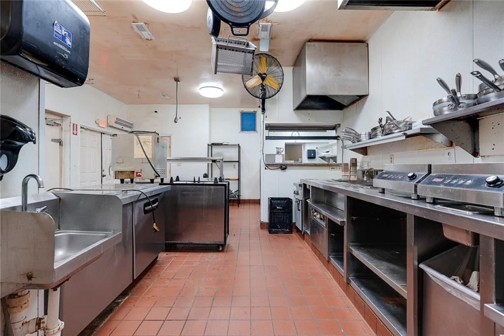 312 S Hudson Street — photo 34