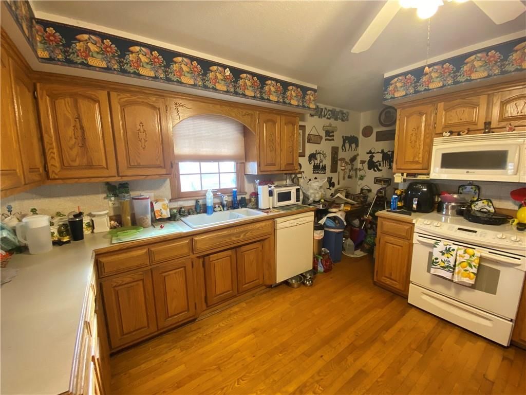 3298 SE Taos Road — photo 17