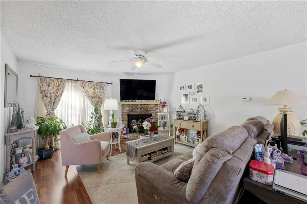 5411 NW 84th Court — photo 6