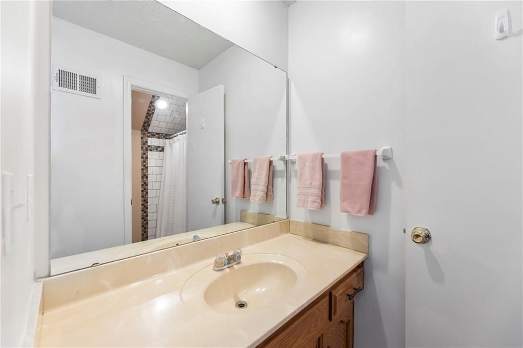 5411 NW 84th Court — photo 25