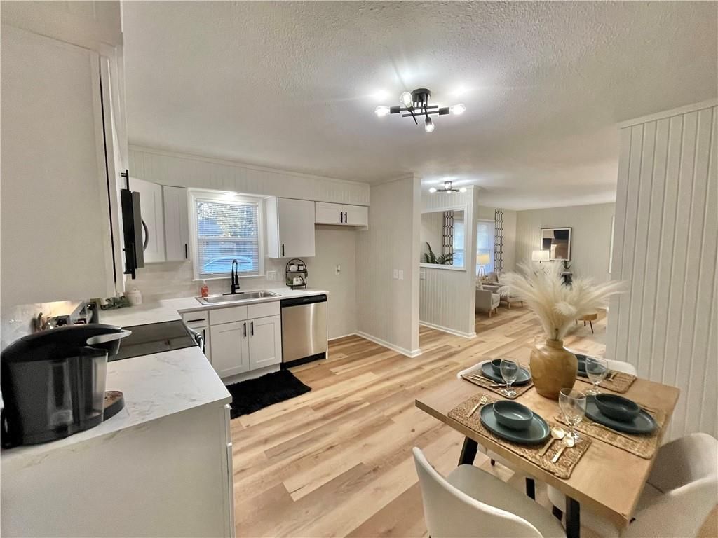 2204 Ridgewood Road — photo 7