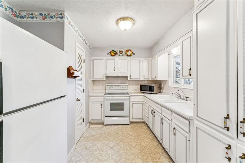 1303 NE 70th Terrace — photo 13