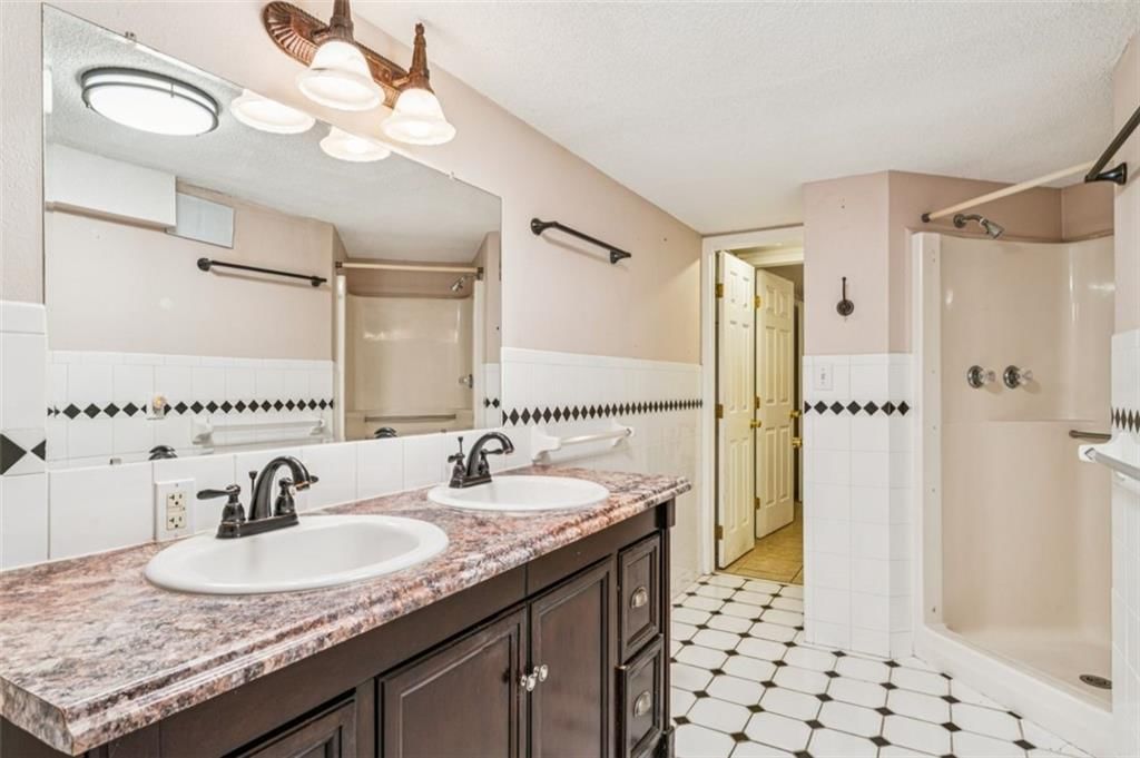1303 NE 70th Terrace — photo 36