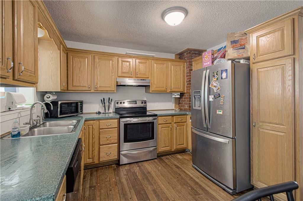 609 NE 76th Terrace — photo 9