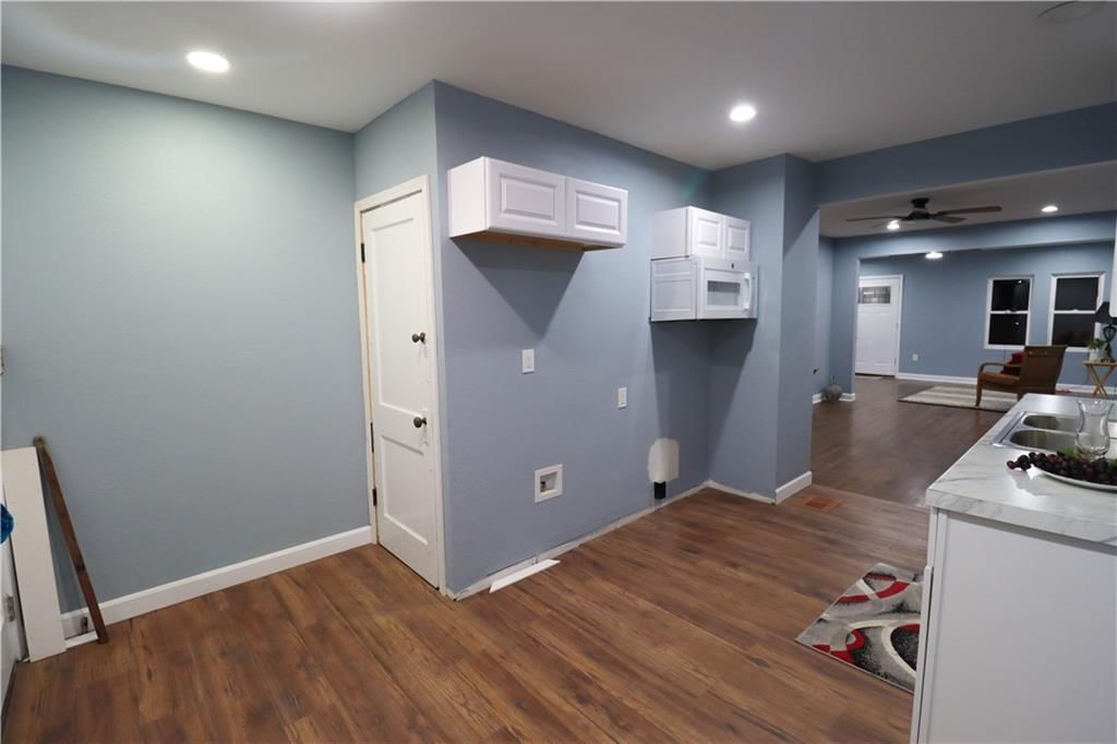 3201 Rowland Avenue — photo 11