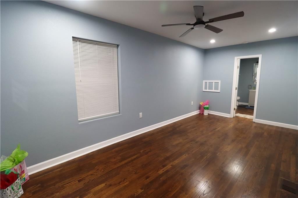 3201 Rowland Avenue — photo 13