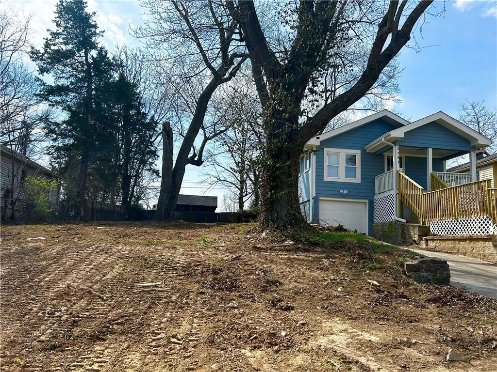 3201 Rowland Avenue — photo 23