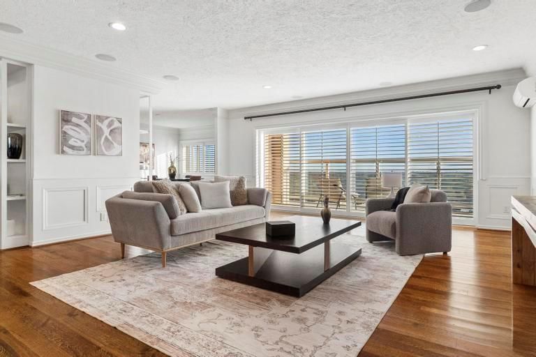 121 W 48th Street — photo 3